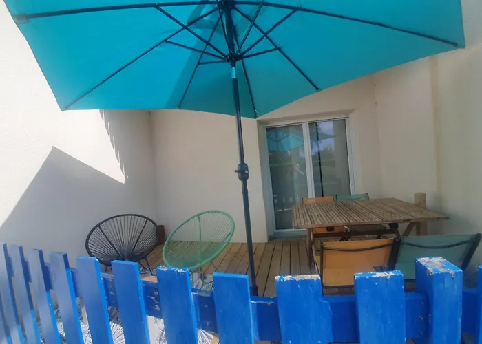 Appartement Rez De Jardin Proche Du Centre Ville De Sarzeau